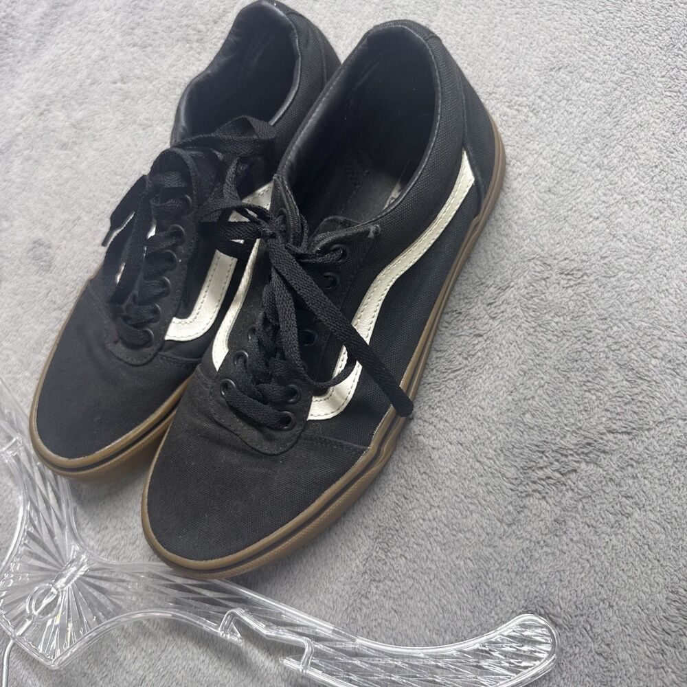 Vans Ward Men's Low Top Canvas Sneaker Gum Sole Skate Streetwear Black White M8